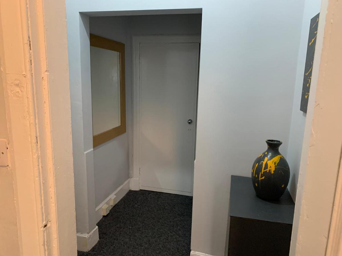 Nelson St Alva Apartment Ларгс Екстериор снимка