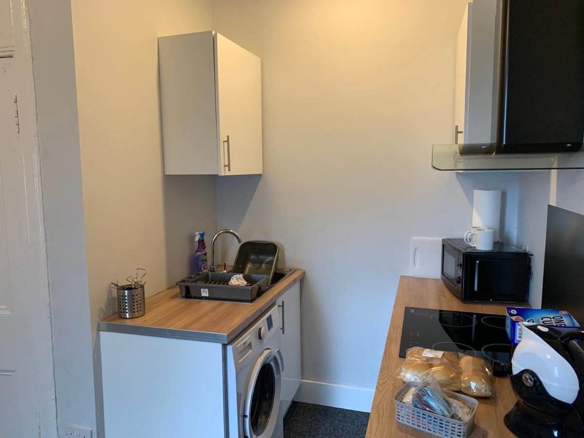 Nelson St Alva Apartment Ларгс Екстериор снимка